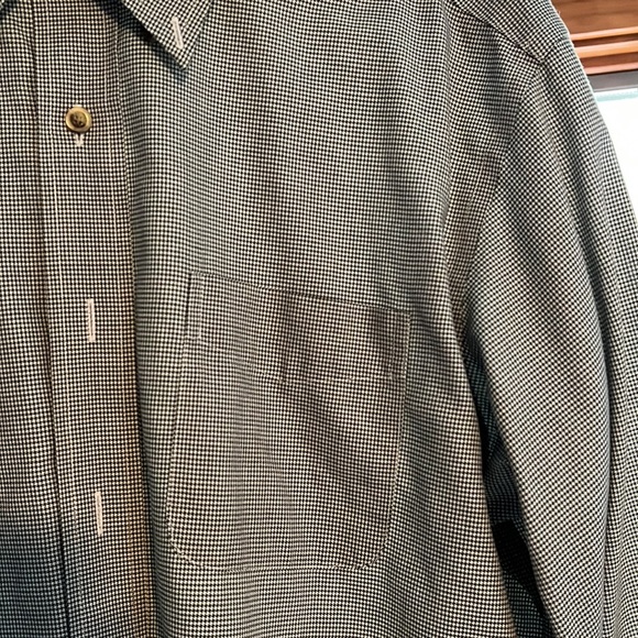 LL Bean Small Green & White Gingham, Checkered Pattern Dress Shirt - Picture 3 of 8